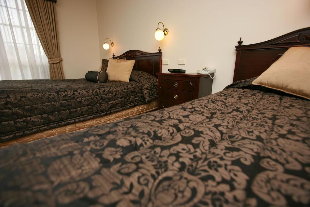 Australian Heritage Motor Inn Даббо Экстерьер фото