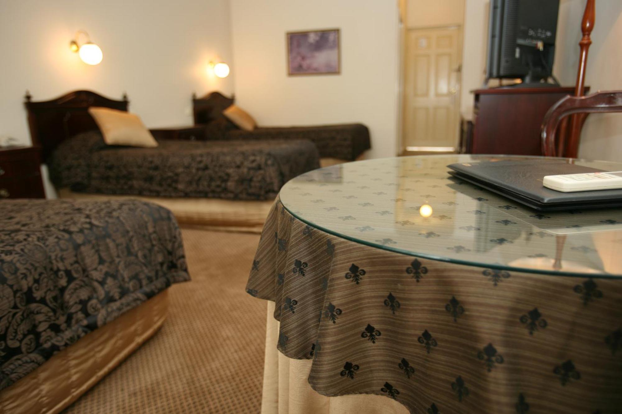 Australian Heritage Motor Inn Даббо Номер фото