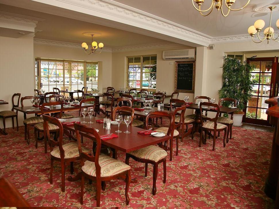 Australian Heritage Motor Inn Даббо Экстерьер фото