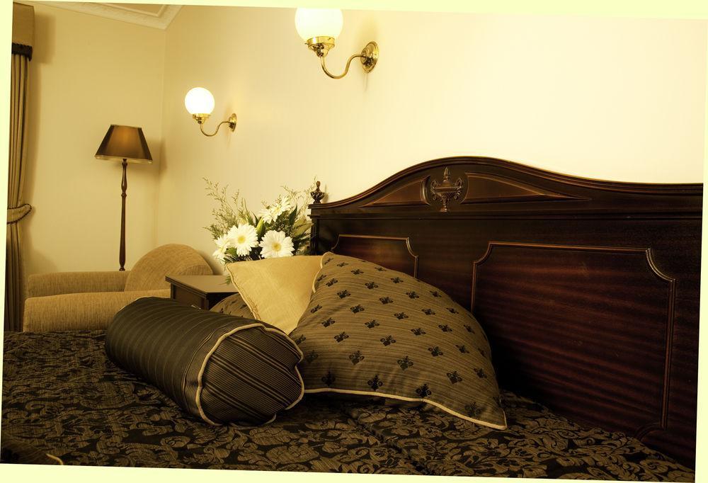 Australian Heritage Motor Inn Даббо Экстерьер фото