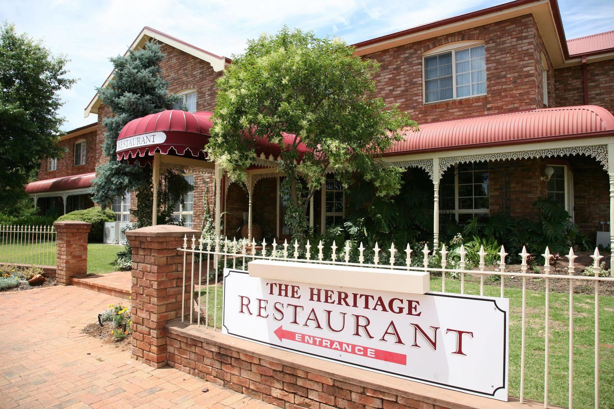 Australian Heritage Motor Inn Даббо Экстерьер фото